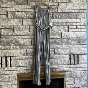 NWT Belted linen jump suit, size large, striped.